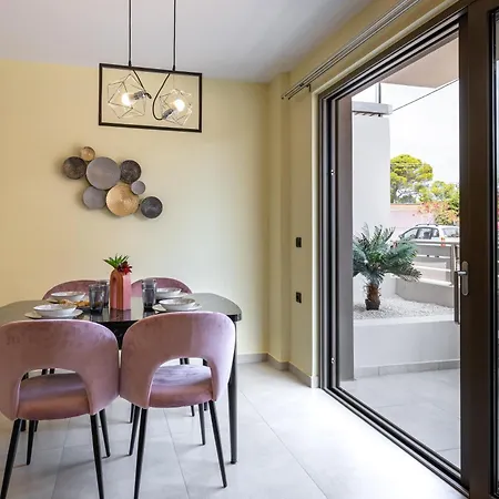 Meraviglia - Ruby Argostolion